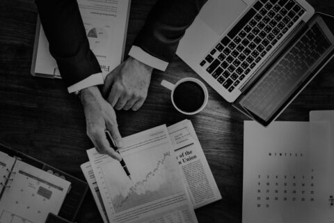 How to Build a Portfolio for Short and Long Horizons